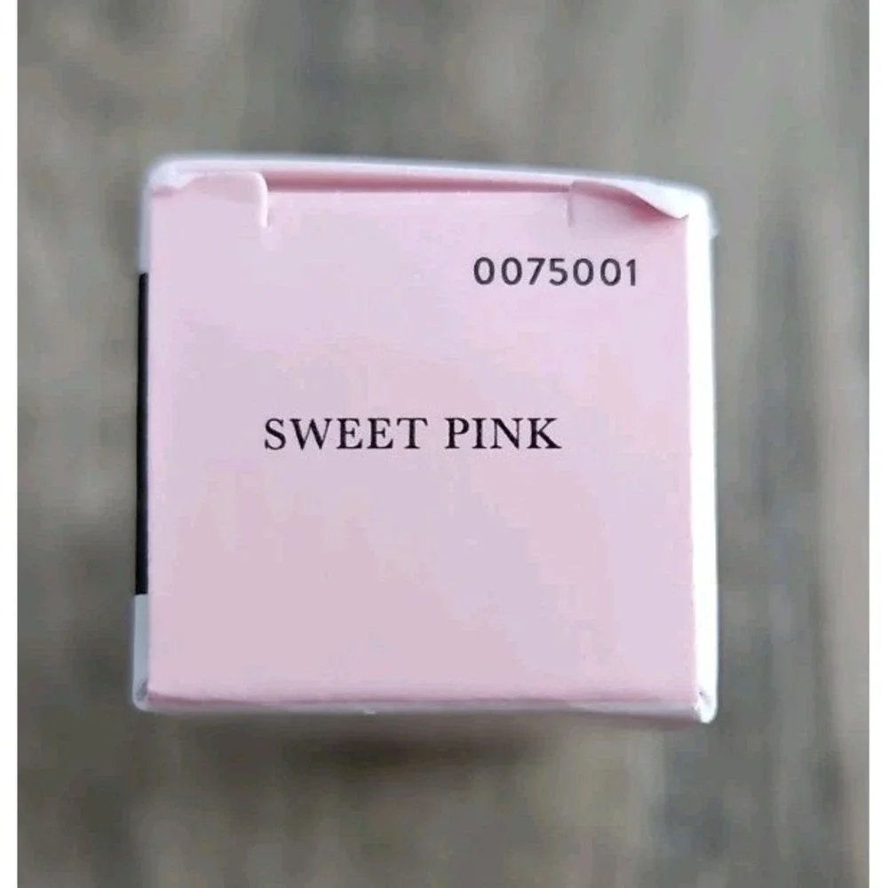 Laura Geller Fine Shine Lip Oil Gloss – Sweet Pink Lightweight Shine